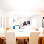 Comfortable With Sea View Διαμέρισμα Ljubač