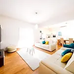 Comfortable With Sea View *