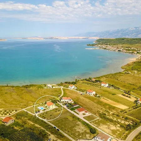 Comfortable With Sea View *
