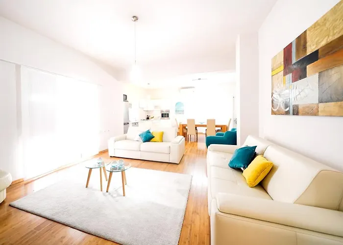 Апартаменты Comfortable With Sea View *