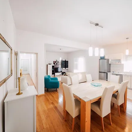Appartement Comfortable With Sea View *