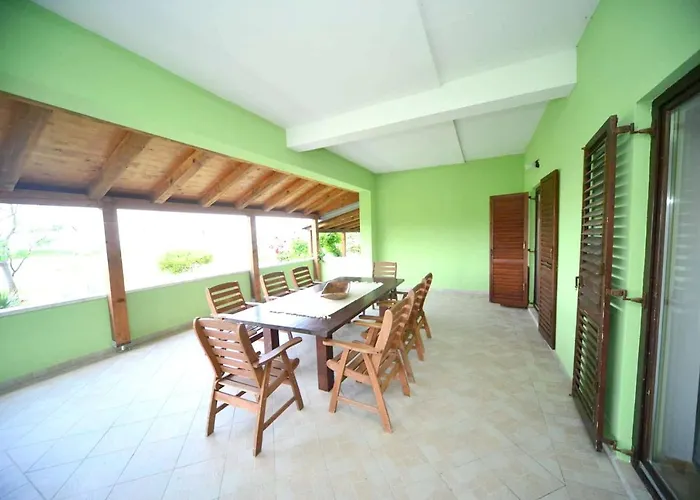 Comfortable With Sea View *